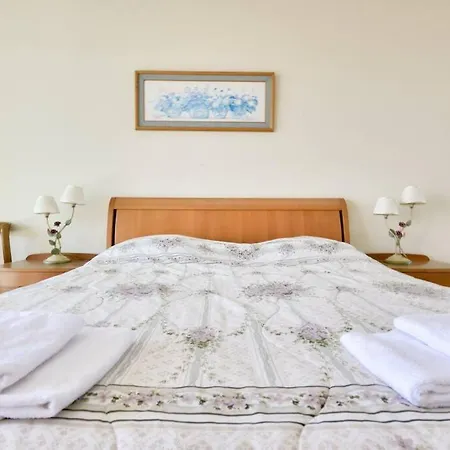 W 2 Bathrooms At 400m From The Νίκαια